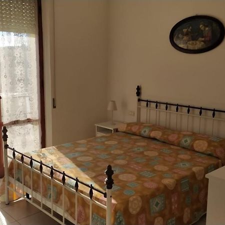Appartamento Marcella A Due Passi Dal Mare Марчелли Экстерьер фото