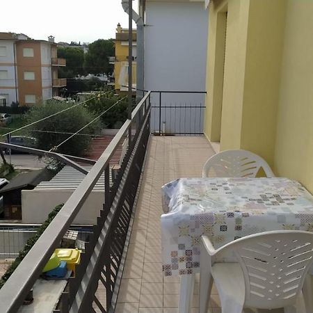 Appartamento Marcella A Due Passi Dal Mare Марчелли Экстерьер фото